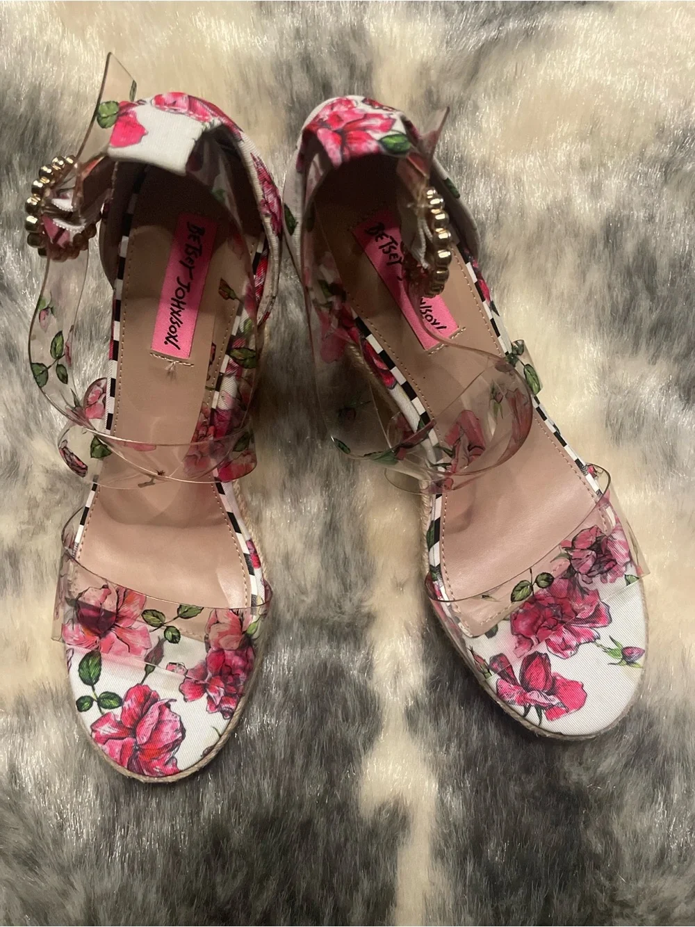 Betsey Johnson White Wedge Espadrille Pink Floral Print withClear Straps Size 9